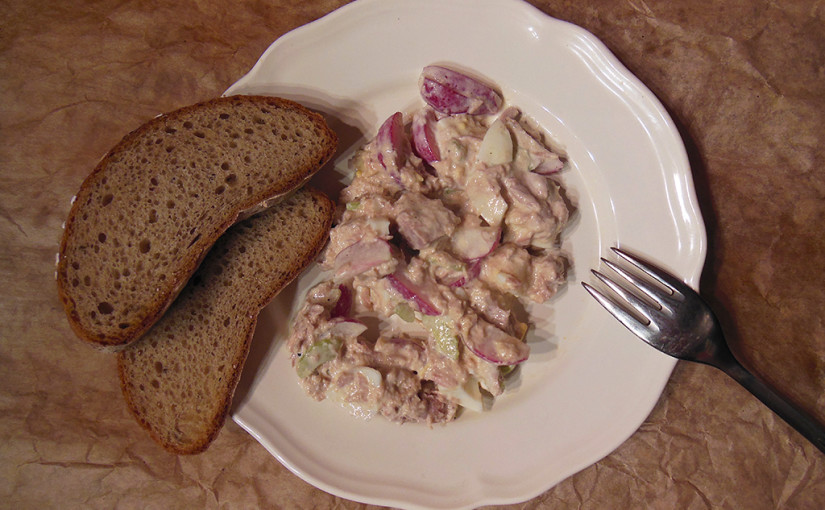 Tuňákový salát s vajíčkem | Rychlovka na večeři nebo svačinu
