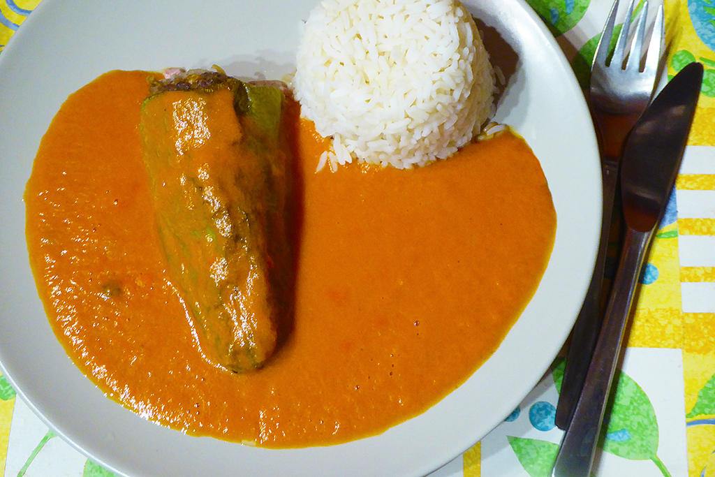 Papriky plněné a s rýží