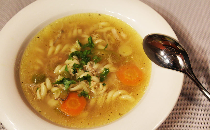 Homemade chicken soup with pasta | Clearly, že bude pikantní