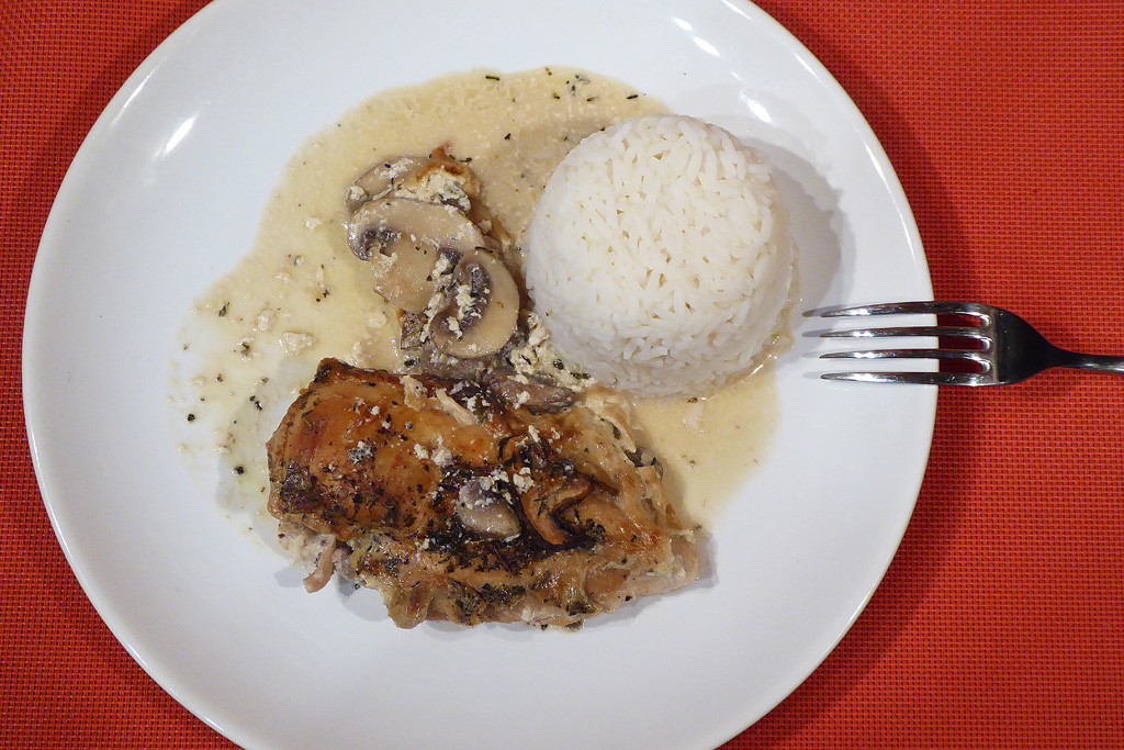 Kuřecí prsa na žampionech se smetanou