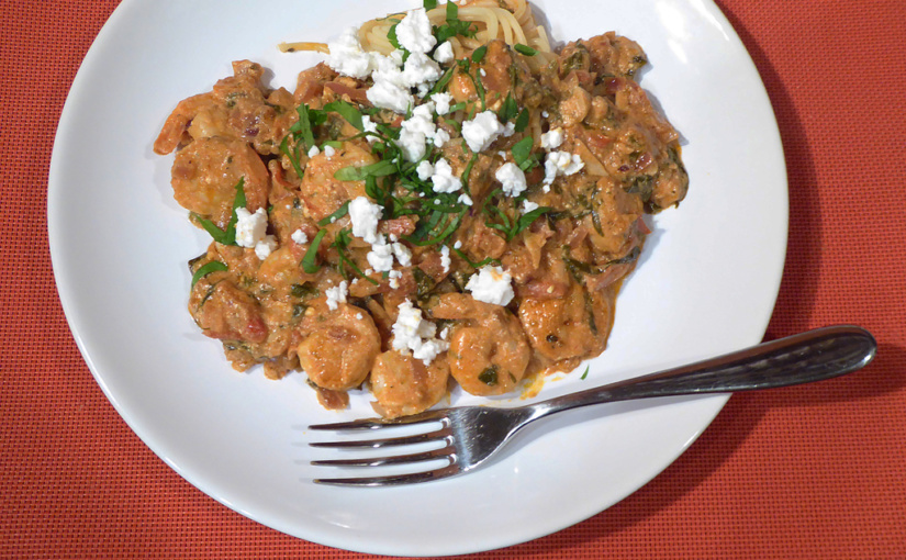 Shrimp with Greek note,,cs,You can also omit ouzo and replace it with white wine,,cs,minutes and even throw in garlic,,cs,Add the oregano and stir,,cs,Cover and let provařit ktrevety,,cs,Serve sprinkled with parsley and crumbled feta cheese,,cs,In this case, the spaghetti were sieved added prior to administration to the pan with shrimps and sauce,,cs,The Greek cuisine is saganaki,,cs,Thus says the food prepared in a small saucepan and Sagan's small píánvička with two handles,,cs,The family is schvají saganaki and shrimp saganaki,,sk,and mussels saganaki,,sk,that include feta and spicy tomato sauce,,cs | Saganaki