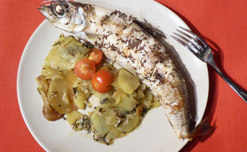 Roasted trout with potatoes,,cs,Smoked meat soup,,cs | Detektivka na talíři | Pachatel odhalen
